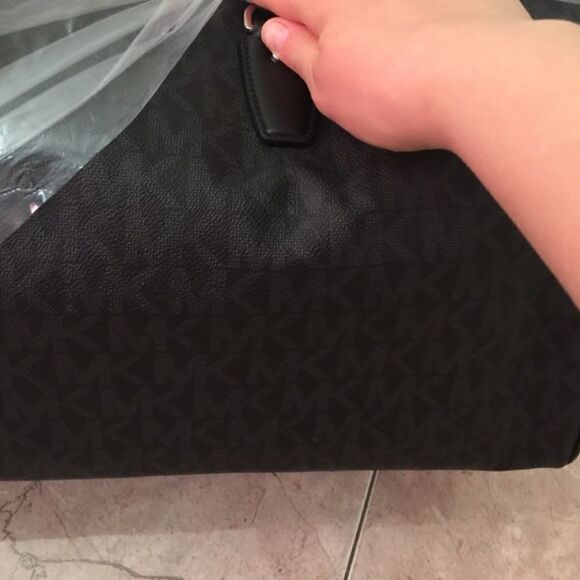 🎉Last one left🎉 Jet set larger MK logo print bag - Picture 2 of 14